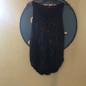 🤩Free with any purchase 🤩 Woman’s tank top